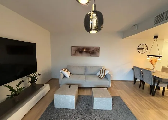 Eco-Apartment & Balcony Near Mall Of Tripla, Helsinki