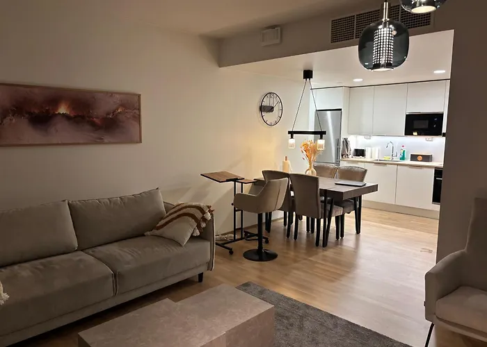 Eco-Apartment & Balcony Near Mall Of Tripla, Helsinki